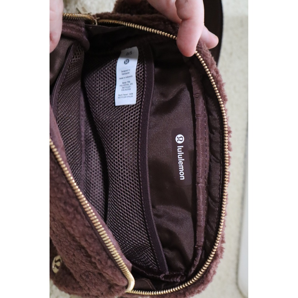 Fleece Sherpa Athleisure Lululemon Everywhere Belt Bag OS Brown Gold Hardware - Picture 3 of 7